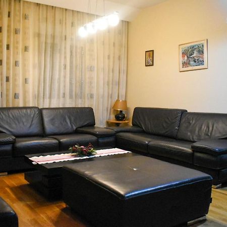 Apartman Sara 2 Подгорица Экстерьер фото