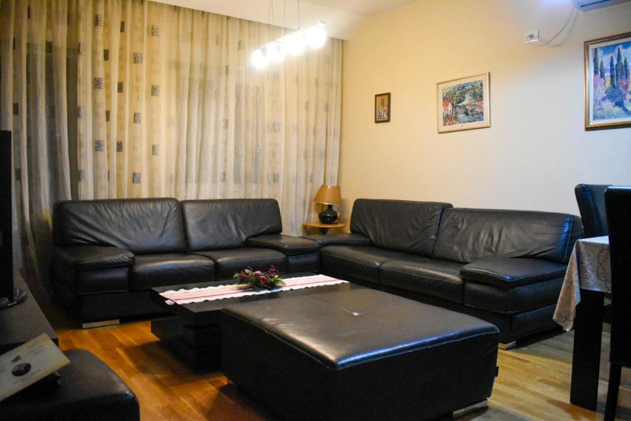 Apartman Sara 2 Подгорица Экстерьер фото