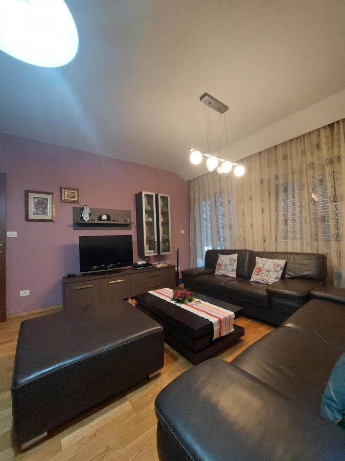 Apartman Sara 2 Подгорица Экстерьер фото