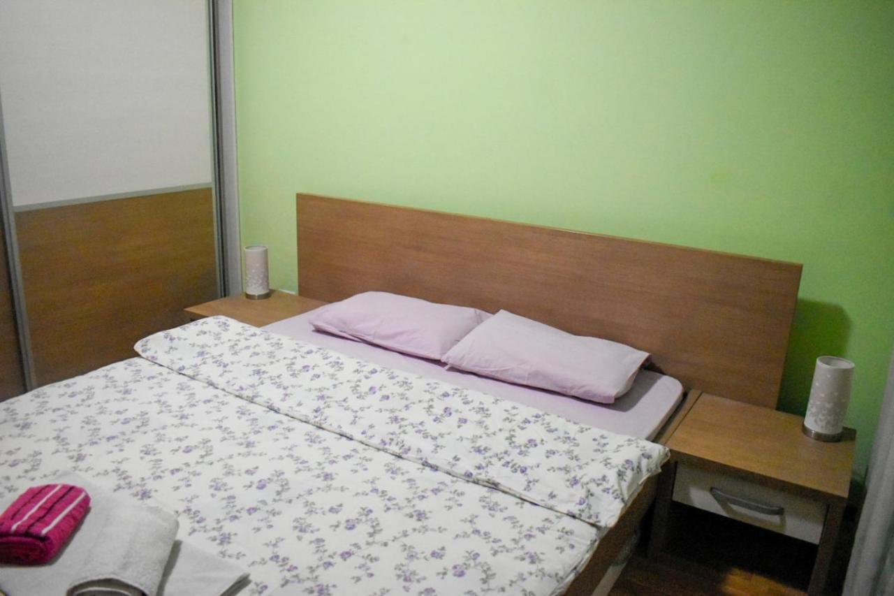 Apartman Sara 2 Подгорица Экстерьер фото